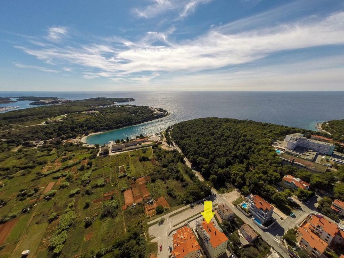 • Lungomare Beach Apartment Pula • Bagian luar foto