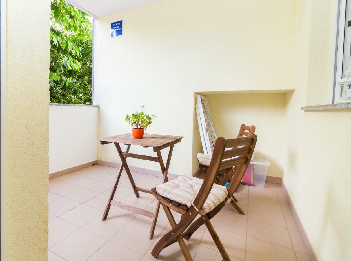 • Lungomare Beach Apartment Pula • Bagian luar foto