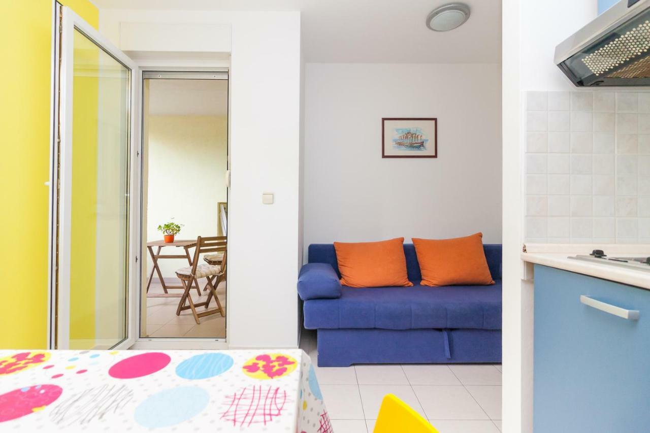 • Lungomare Beach Apartment Pula • Bagian luar foto